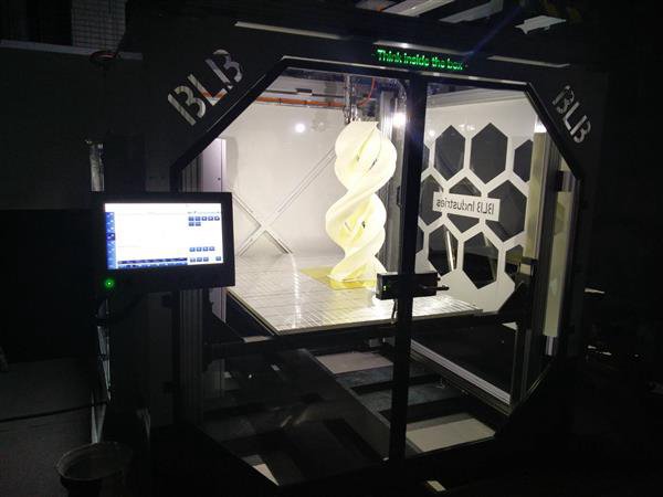 超大型3D打印機The Box現(xiàn)身 3D打印速度可達(dá)1200毫米/秒_e鍵3D打印服務(wù) 超大型3D打印機The Box現(xiàn)身 3D打印速度可達(dá)1200毫米/秒_e鍵3D打印服務(wù)