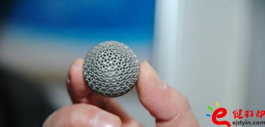 金屬3D打印的小球 金屬3D打印進入模塊化時代 Optomec模塊化引擎可嵌入其它金屬處理設備