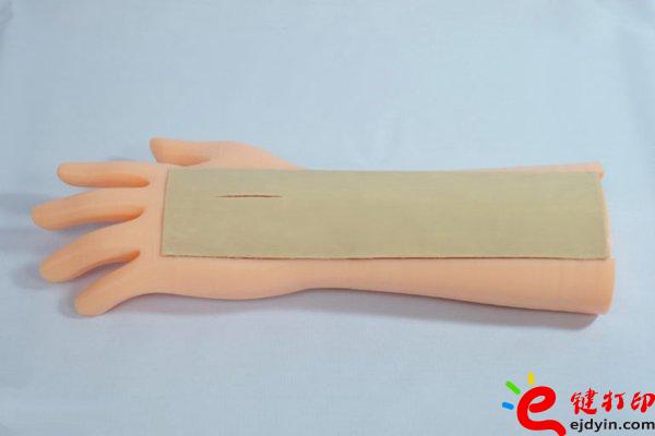 醫療設備器械3d打印模型應用案例 3D打印仿真手臂輔助傷口縫合練習操作 醫療設備器械3d打印模型應用案例 3D打印仿真手臂輔助傷口縫合練習操作